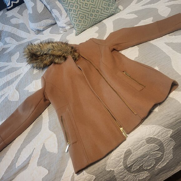 MICHAEL Michael Kors Tan Ski Jacket with Faux Fur Trim - Picture 1 of 2